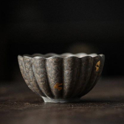 Ceramic-Polygon-Bowl-with-Golden-Flakes-floral