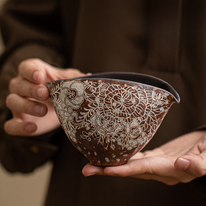 Floral-Silver-Gilt-Transmutation-Ceramic-Pitcher-with-Gift-Box-in-hand