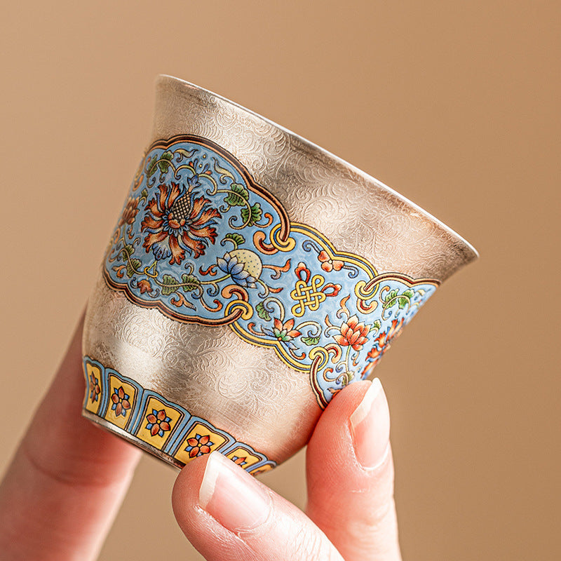 Silver-Gilt-Ceramic-Mini-Cup-with-Treasure-Floral-&-Magpies-in-hand