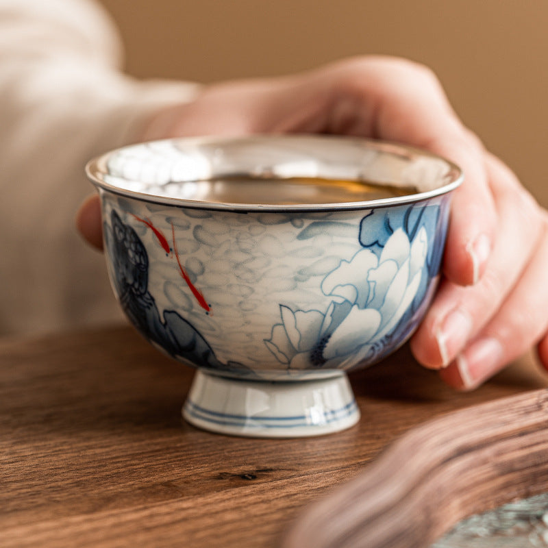 Silver-Gilt-Glazed-Ceramic-Cup-with-Gift-Box
